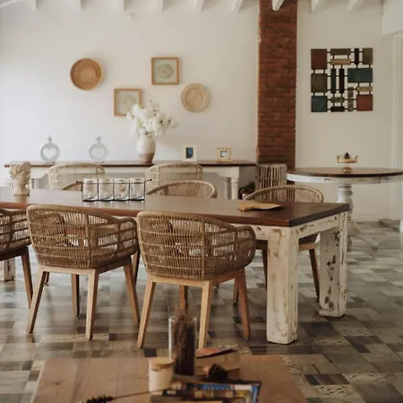 Bed & Breakfast Cadde75 Alacati Çeşme