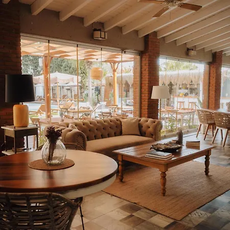 Bed & Breakfast Cadde75 Alacati *